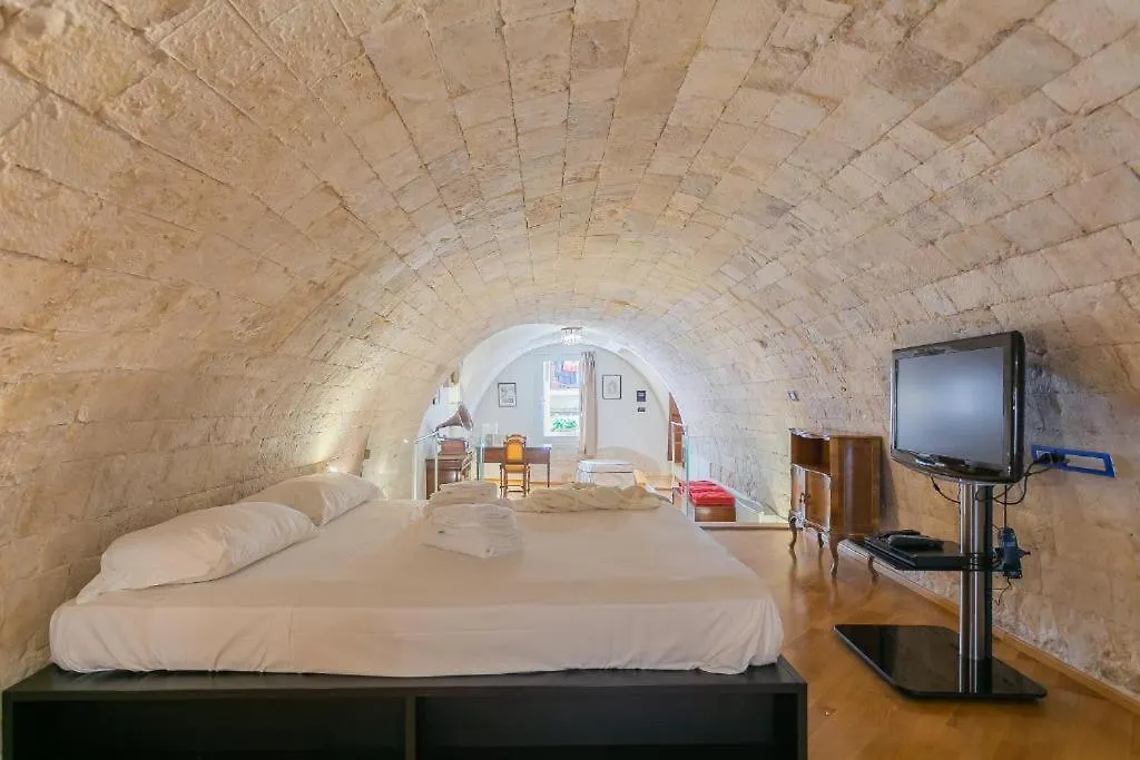 Palazzo Di Citta Bari Villa İtalya